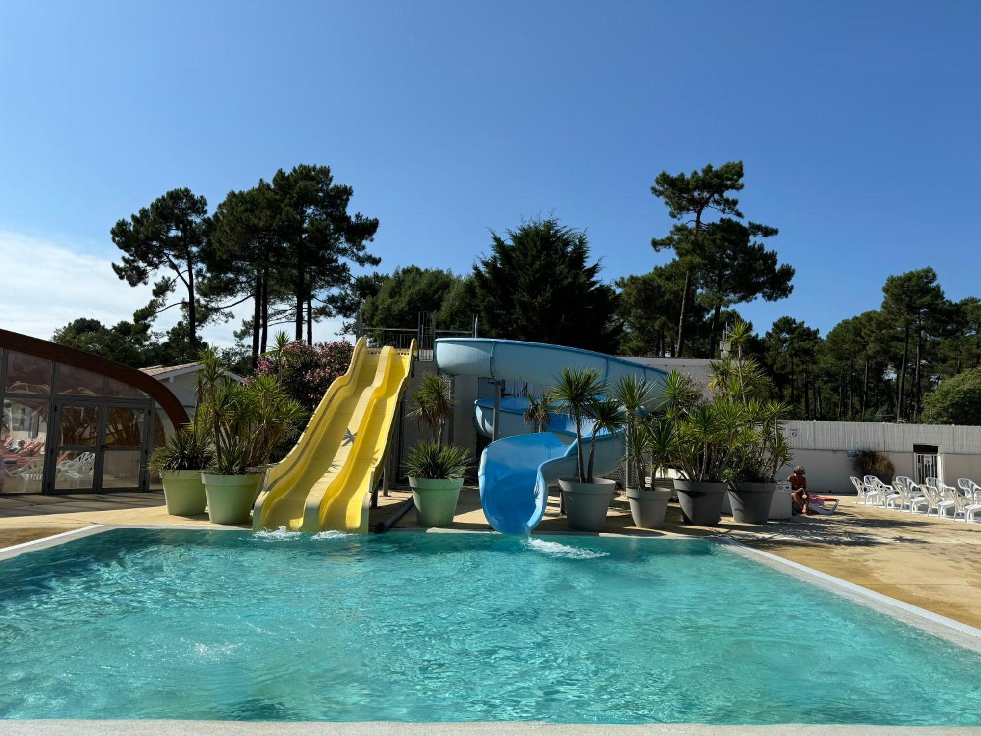 Un Toit Sur Le Bassin Claouey Hotel Lege-Cap-Ferret Exterior photo